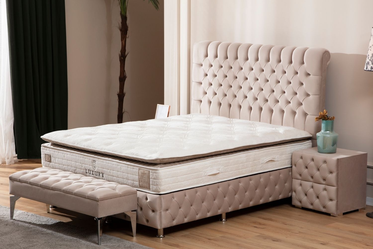Lit Coffre LUNA BEIGE - Velours capitonné