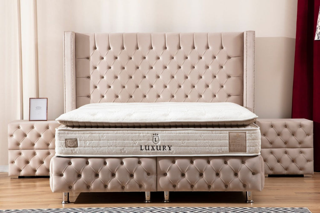 Lit Coffre CLOUTE BEIGE - Velours capitonné